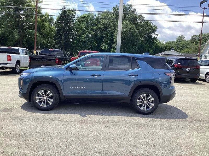 New 2027 Lakeshore Blue Metallic Chevrolet LT image 4
