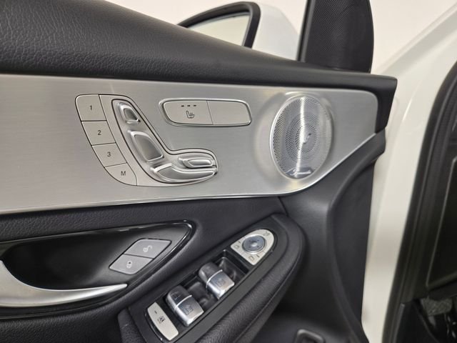 Used 2019 White Mercedes-Benz GLC 300 image 22