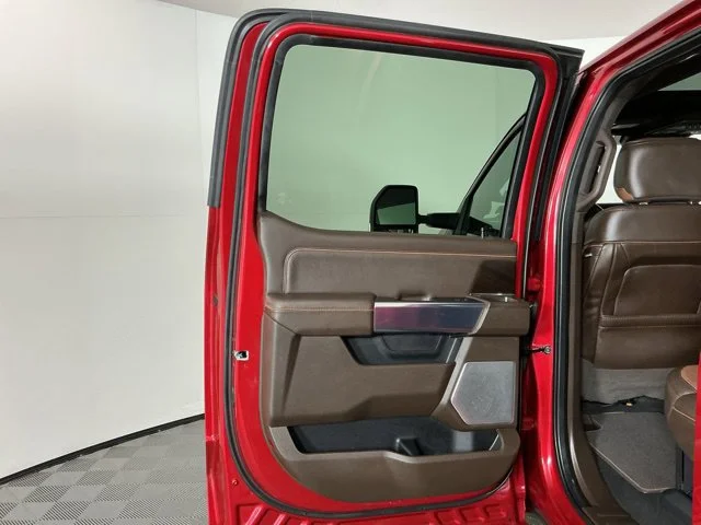 Used 2024 Rapid Red Metallic Tinted Clearcoat Ford King Ranch image 32