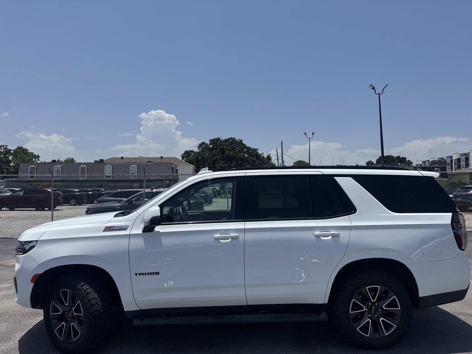 Used 2022 White Chevrolet Z71 image 28