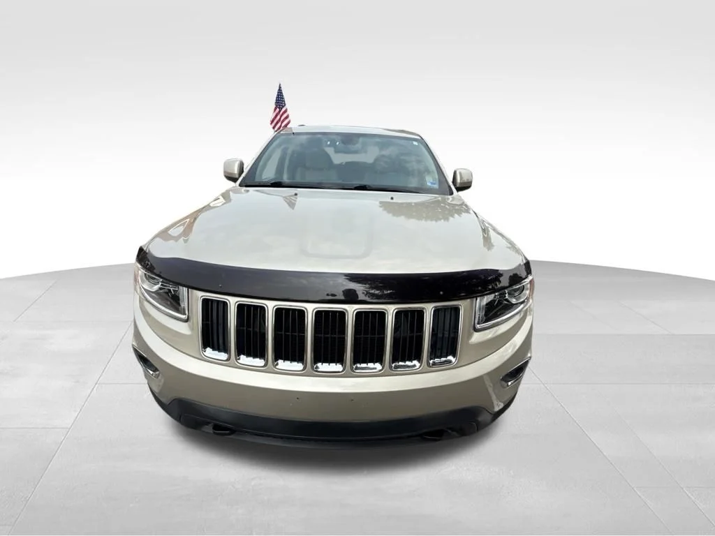 Used 2014 Beige Jeep Laredo image 11