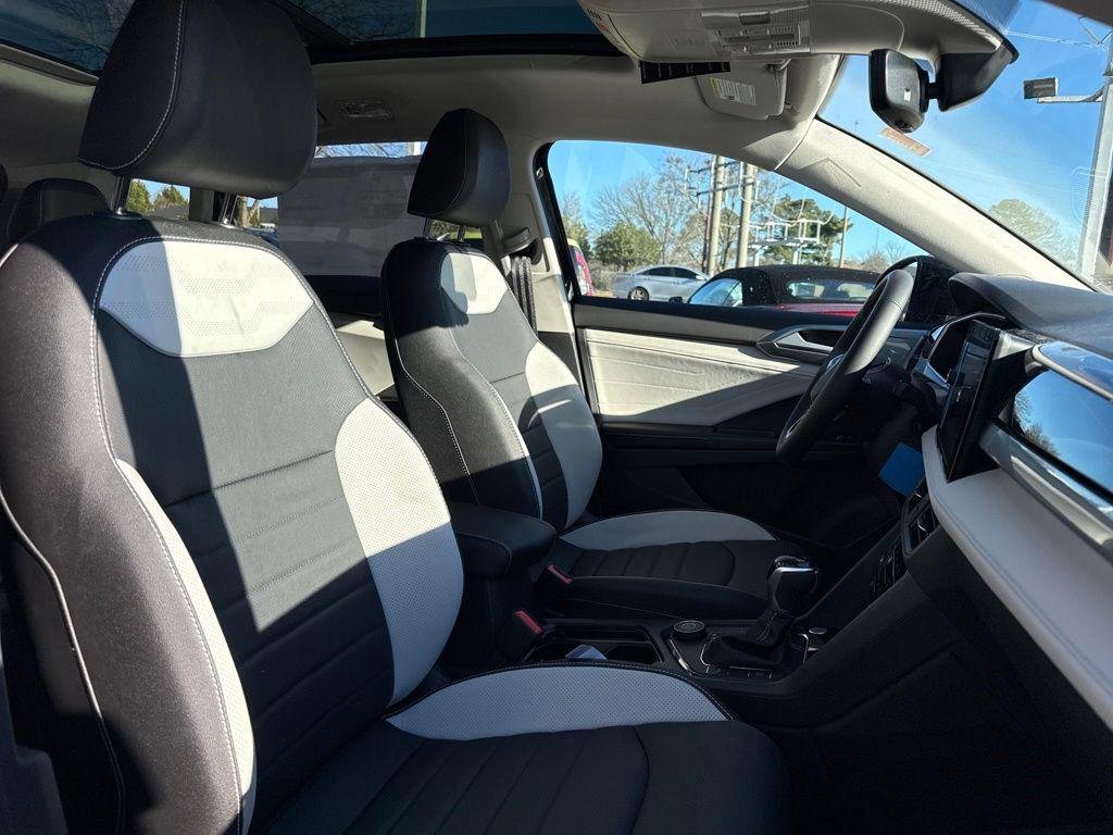 2026 Volkswagen Taos SEL - Photo 25