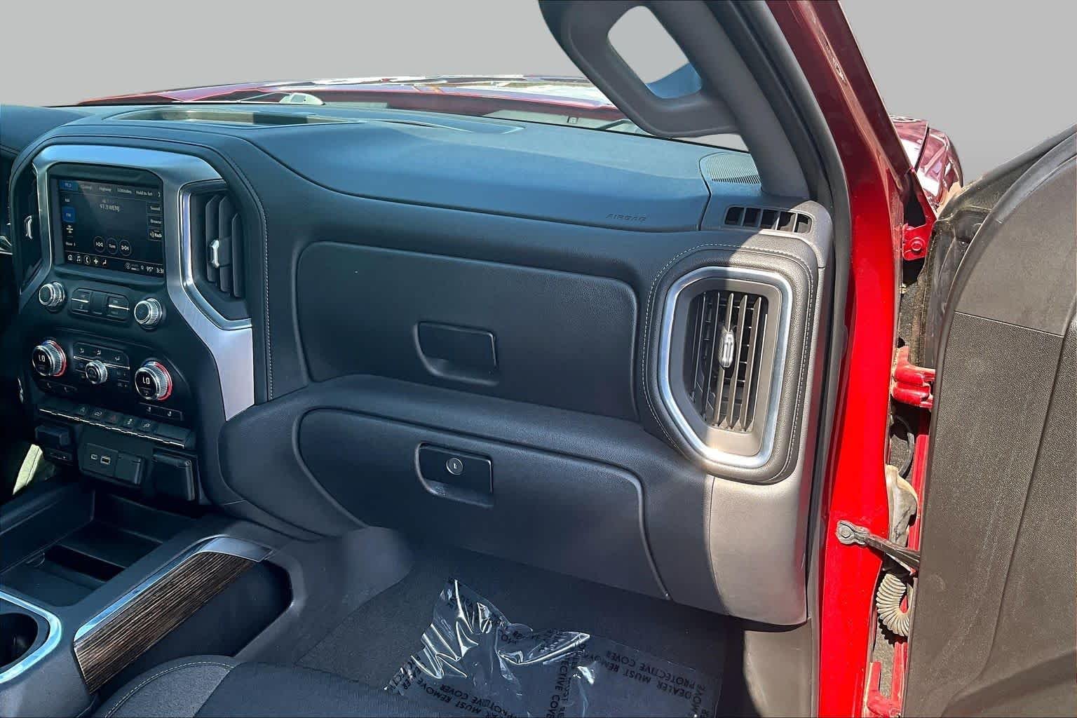 Used 2021 Cayenne Red Tintcoat GMC Elevation image 19
