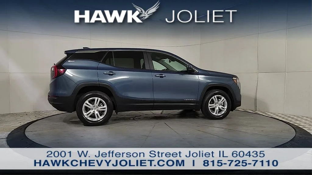 Used 2024 Blue GMC SLE image 8