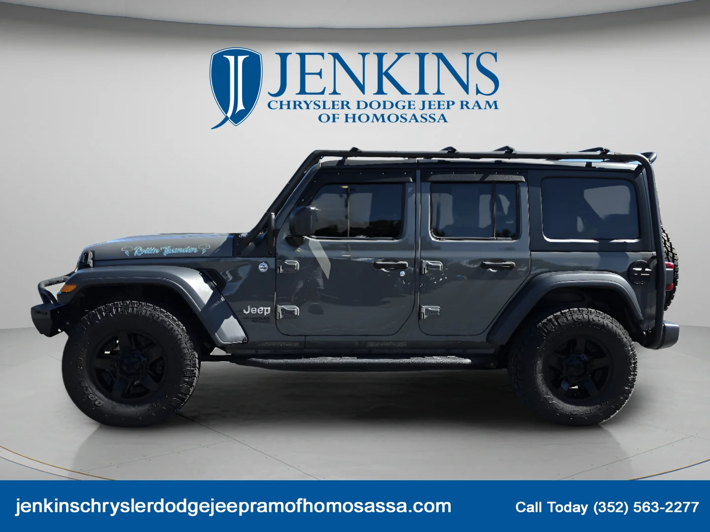 Used 2020 Sting-Gray Clearcoat Jeep Sport S image 9