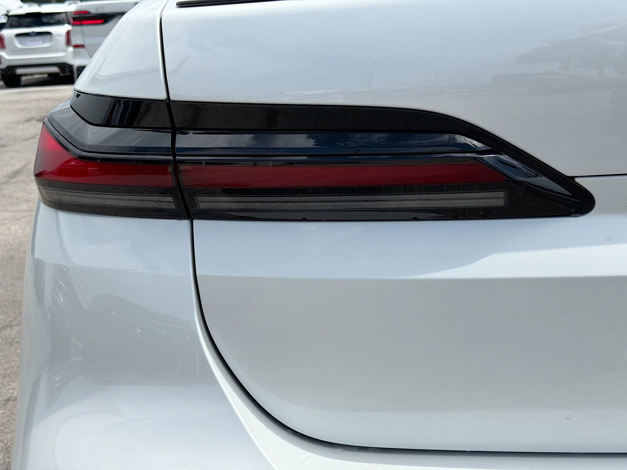 New 2026 Mineral White Metallic BMW 740i image 10