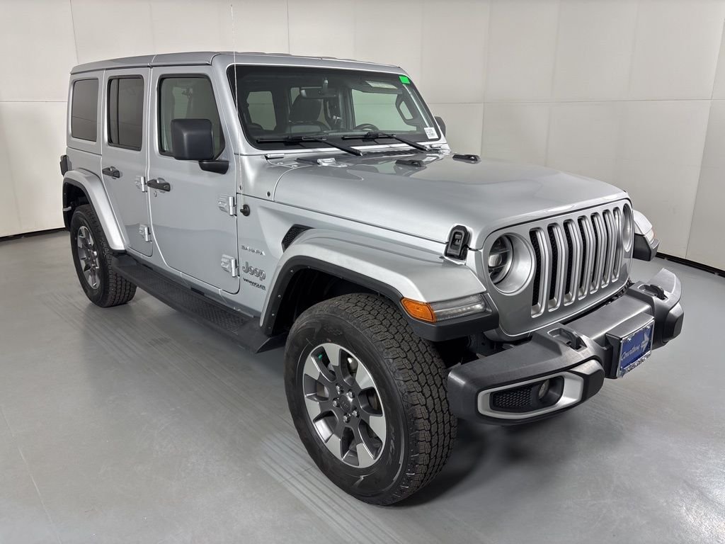 Used 2022 Silver Jeep Unlimited Sahara image 2