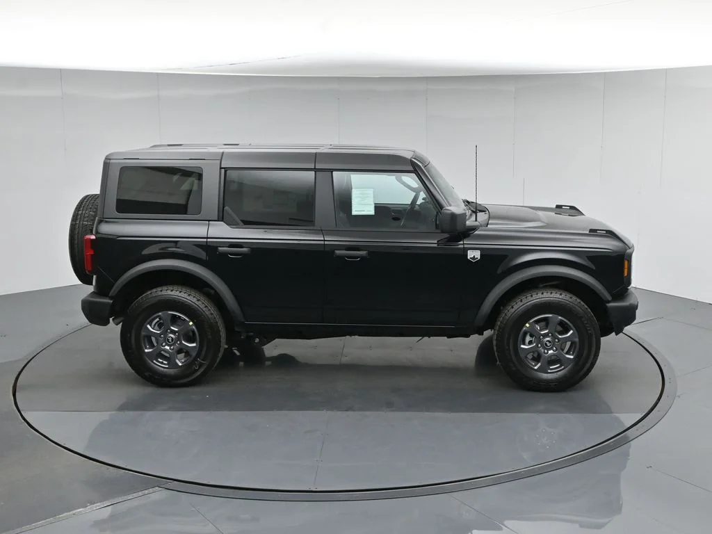New 2026 Shadow Black Ford Big Bend image 37