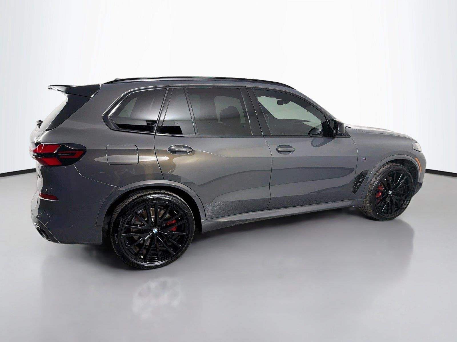 2026 BMW X5 M60i - Photo 7