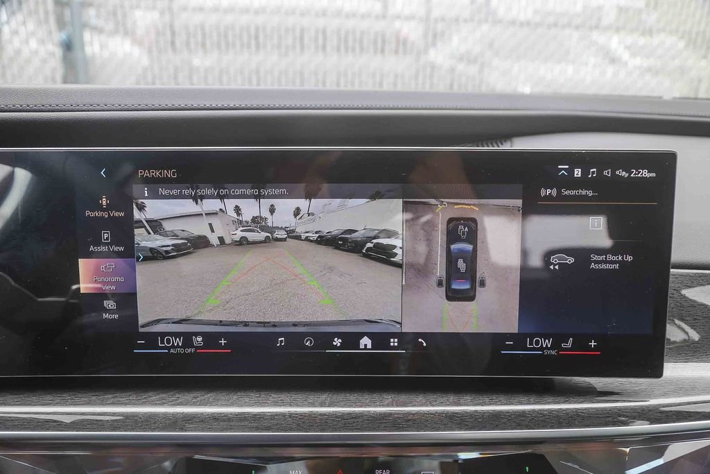 New 2026 Black Sapphire Metallic BMW 740i image 19