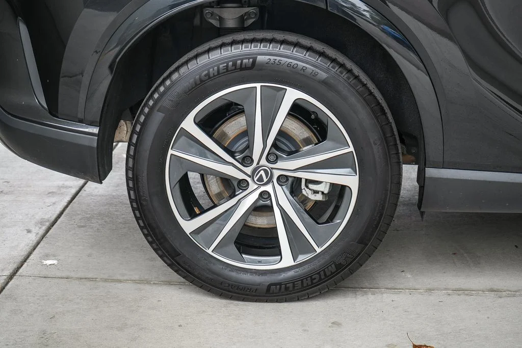 Used 2024 Black Lexus 350 image 11