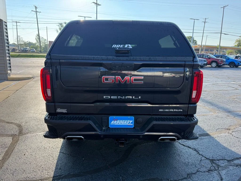 Used 2023 Silver GMC Denali image 6