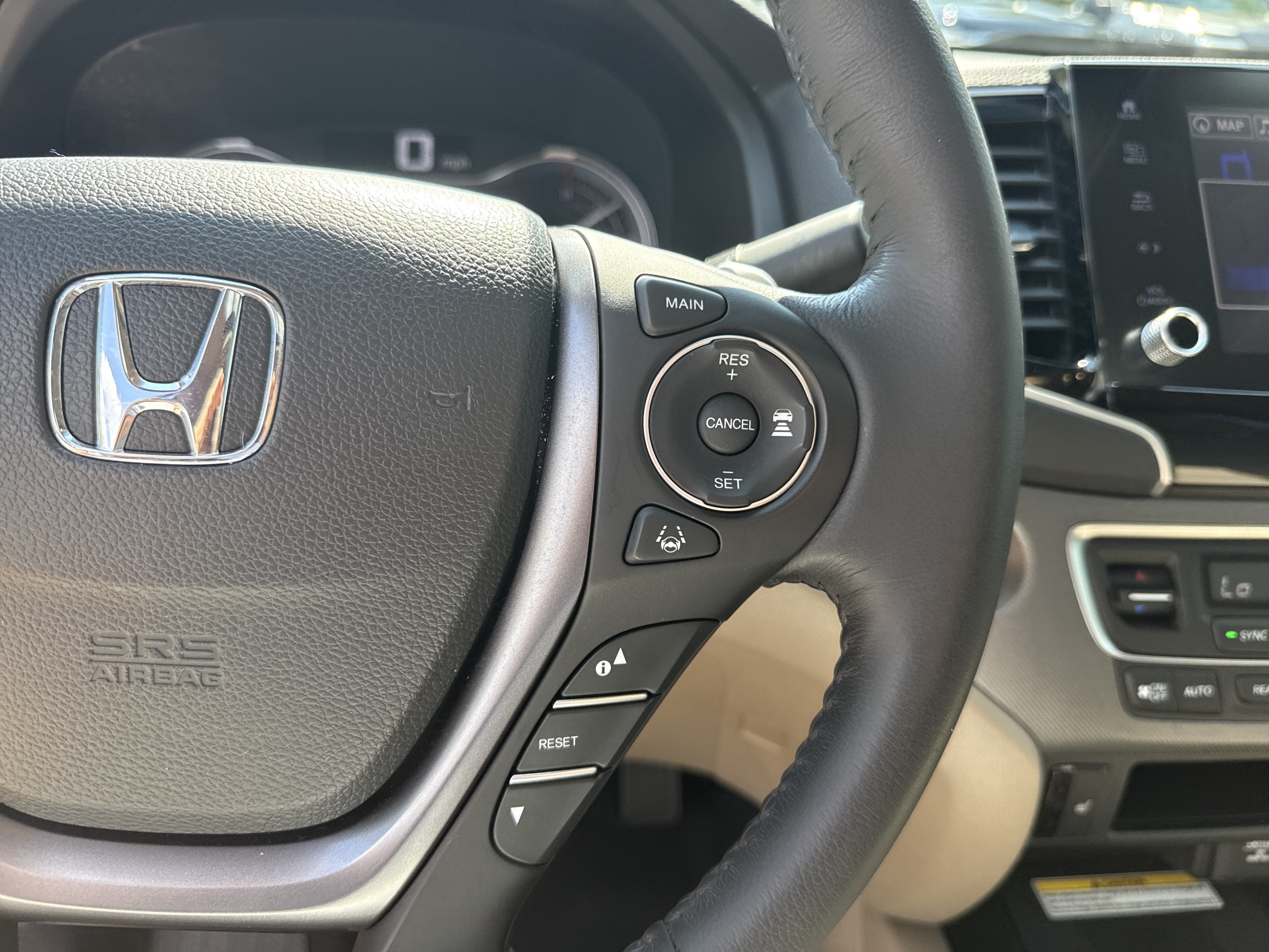 Used 2023 White Honda RTL-E image 25
