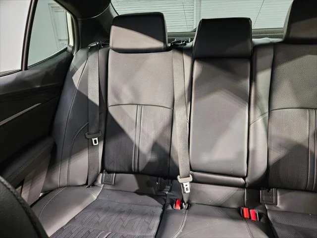 Certified Used 2025 WIND CHILL PEARL Toyota  image 12