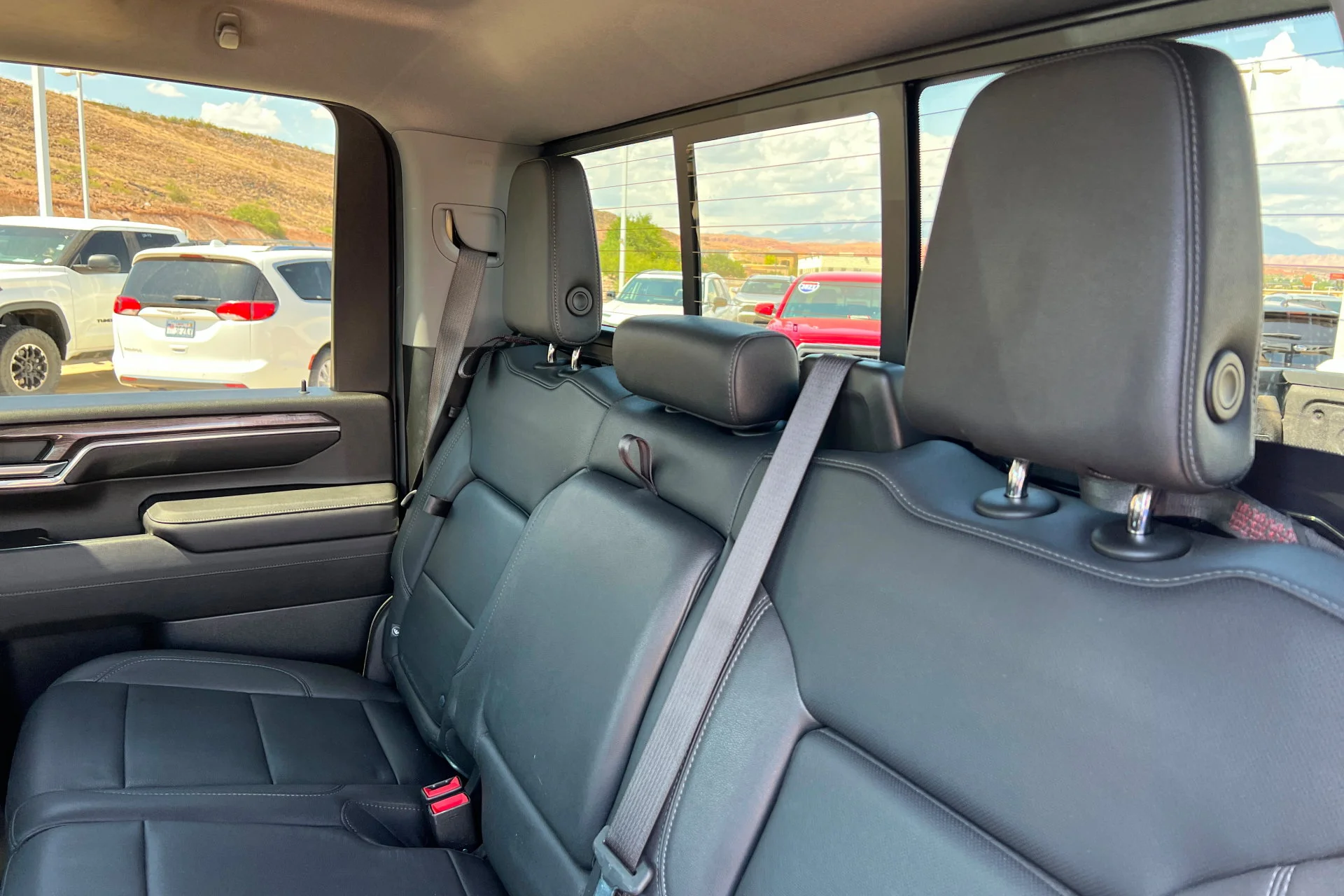 2024 Chevrolet Silverado 3500HD LTZ - Photo 21