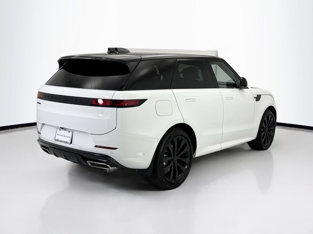 New 2026 Fuji White Land Rover Dynamic SE image 5