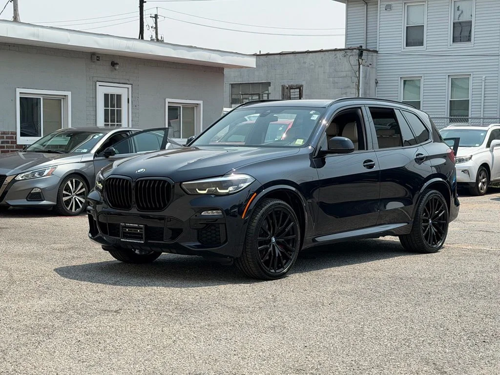 Used 2021 Black BMW xDrive40i image 3