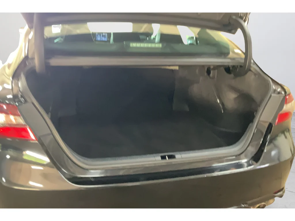 2024 Toyota Camry SE - Photo 18