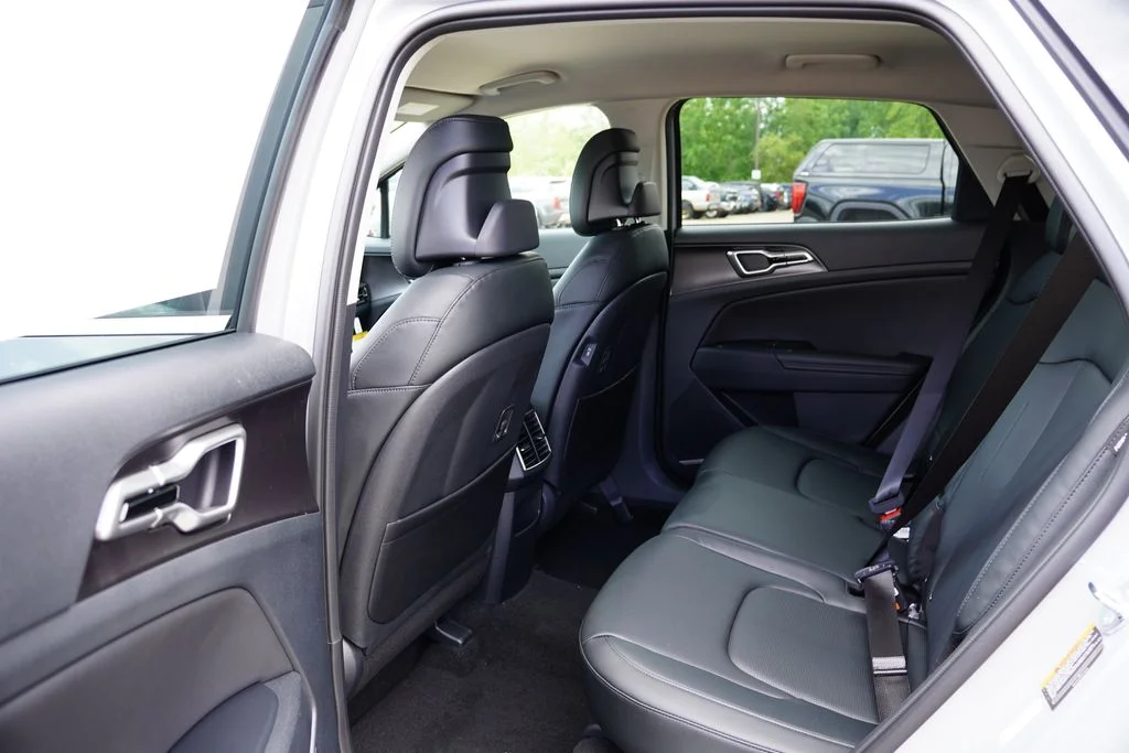 New 2026 Wolf Gray Kia EX image 12