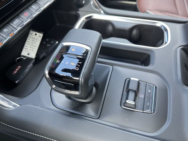 Used 2025 Gray GMC Denali Ultimate image 20