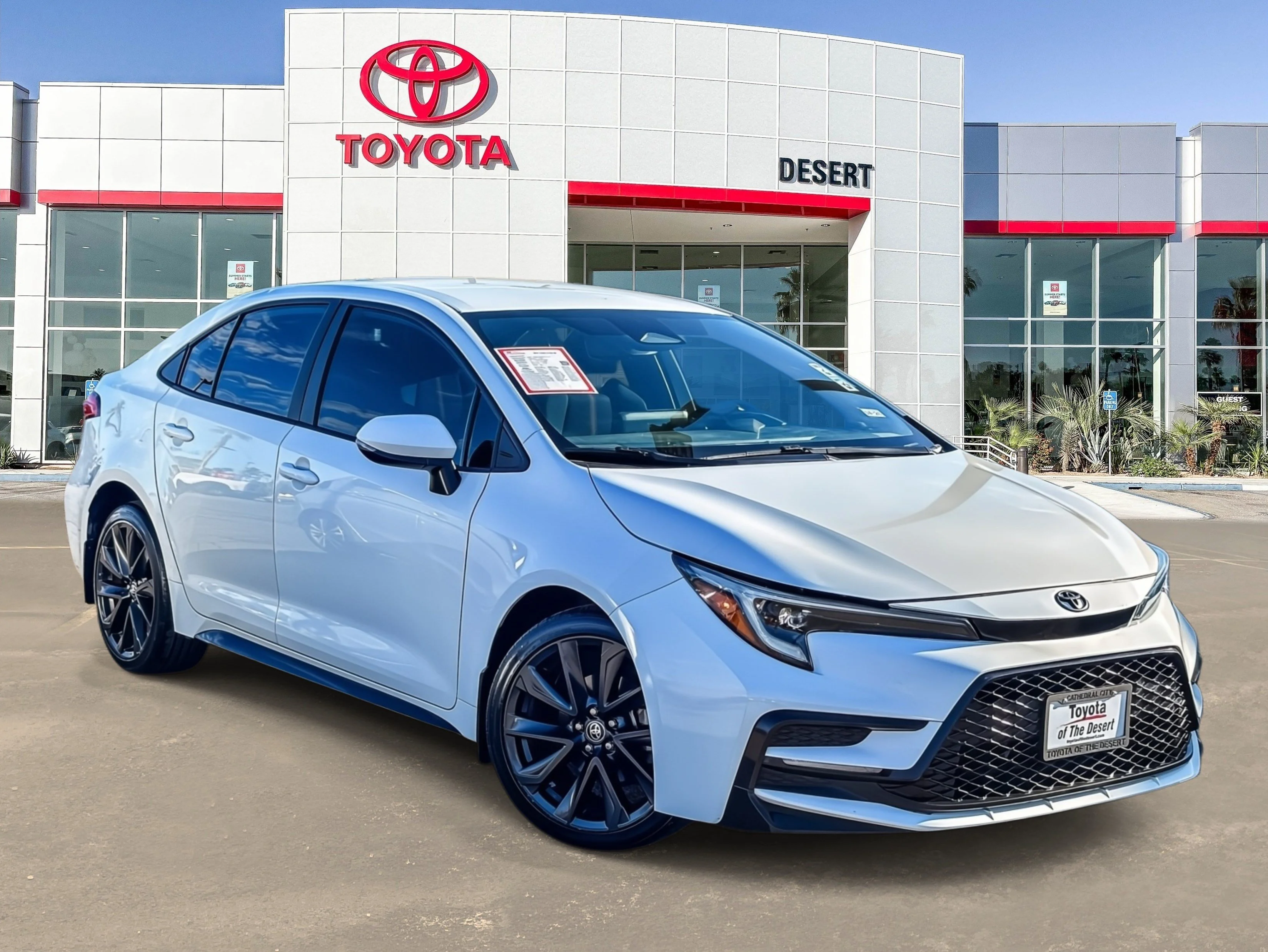 Certified Used 2024 Ice Cap Toyota SE image 1