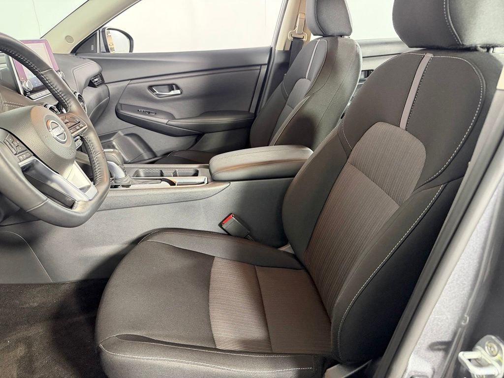 Used 2025 Gun Metallic Nissan SV image 21