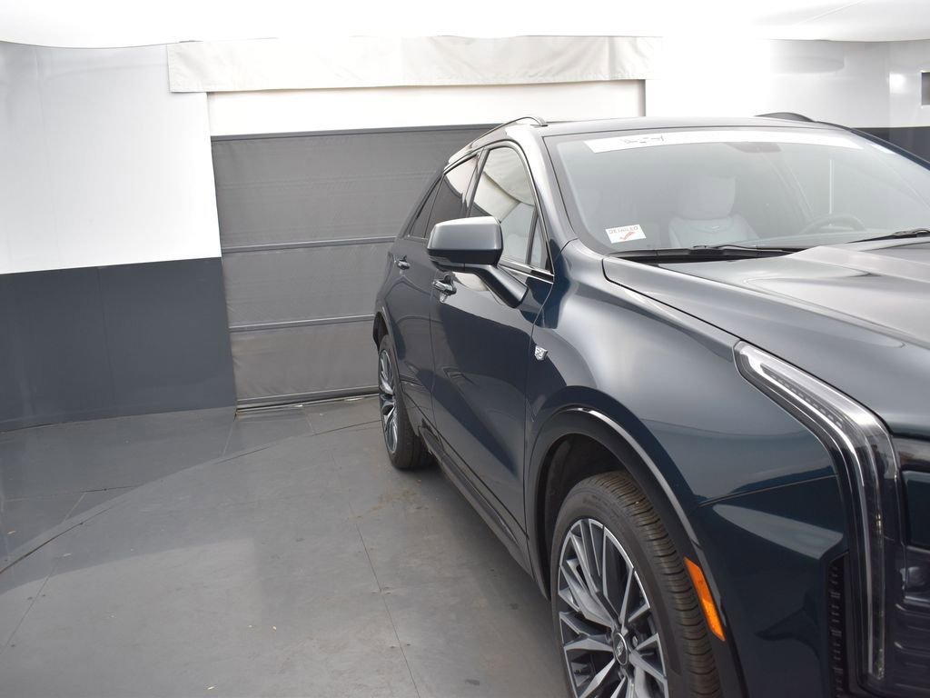 2025 CADILLAC XT4 - Image 37