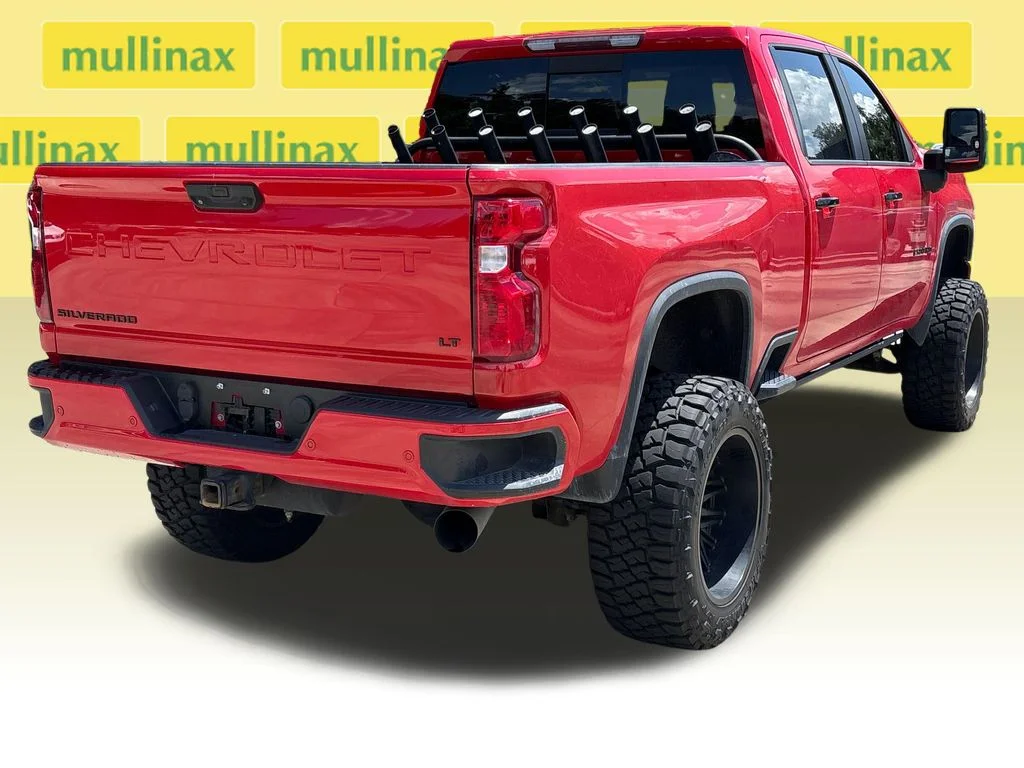 Used 2021 Red Chevrolet LT image 4