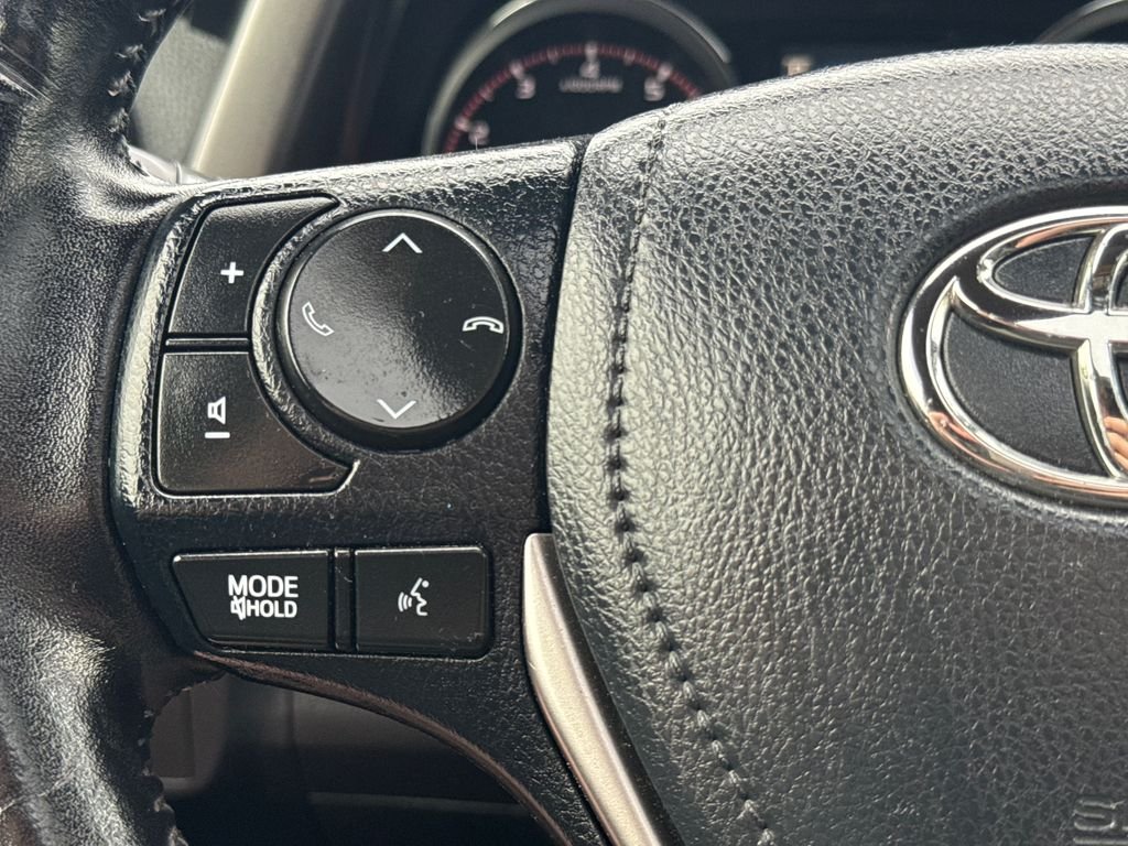 Used 2016 Gray Toyota SE image 20