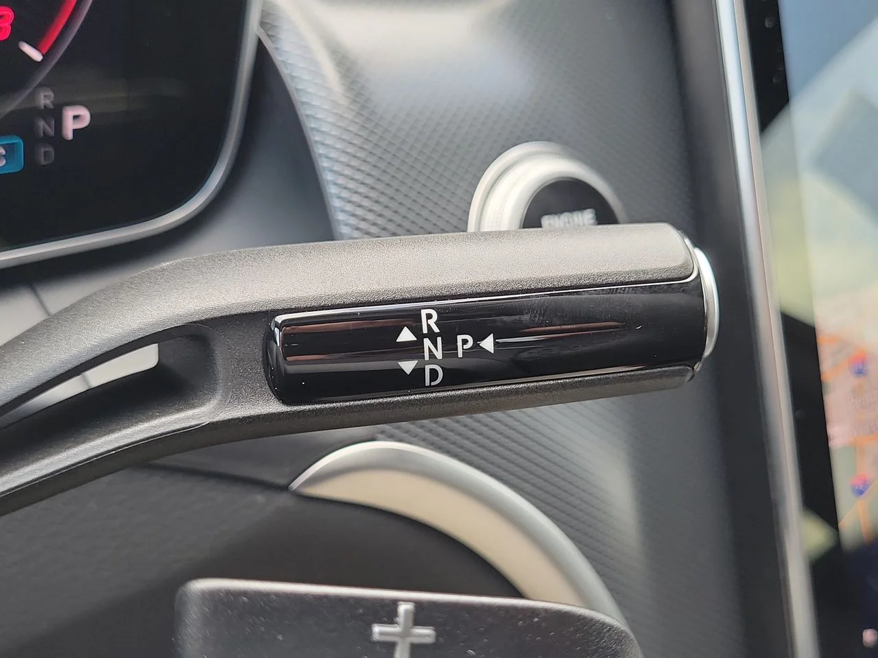 New 2026 Cirrus Silver Metallic Mercedes-Benz GLC 300 image 28