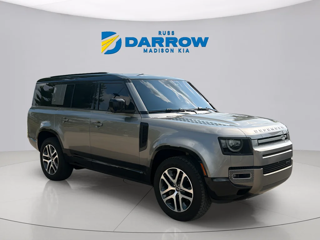 Used 2023 Gray Land Rover X-Dynamic SE image 7