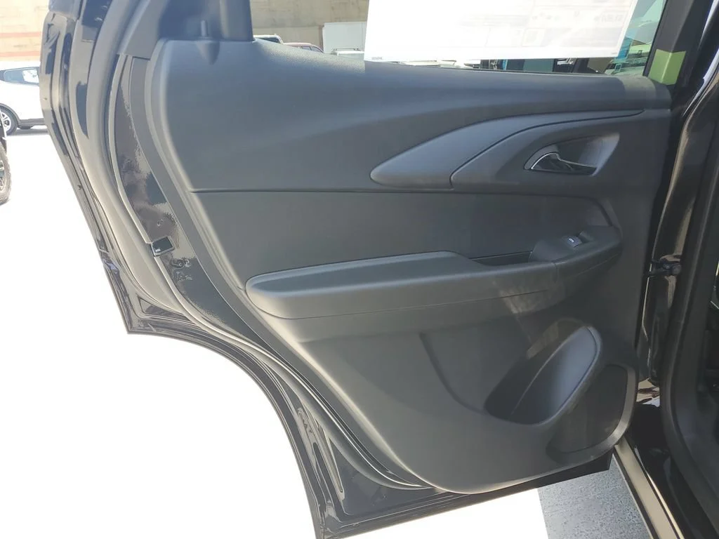 New 2026 Mosaic Black Metallic Chevrolet LT image 17