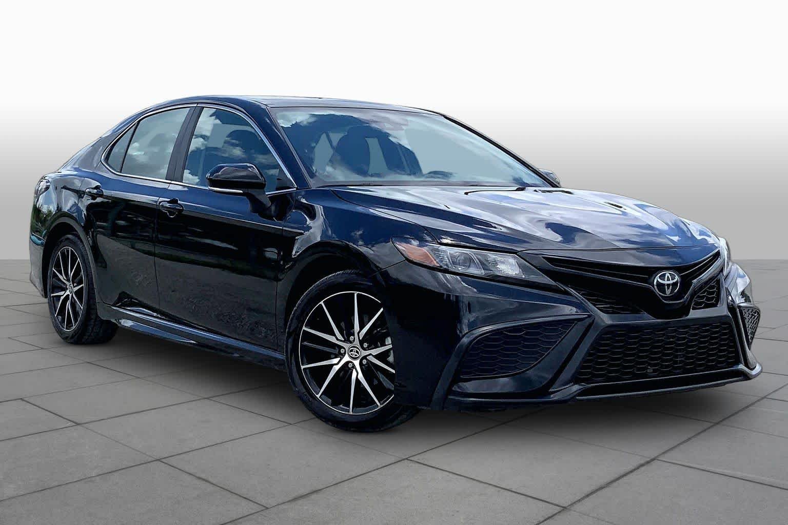 Used 2024 Midnight Black Metallic Toyota SE image 3