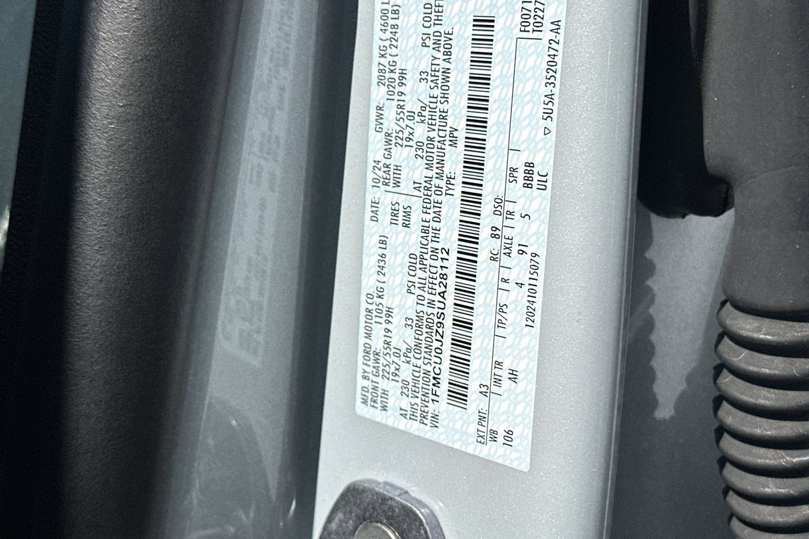 Used 2025 Silver Ford Platinum image 34