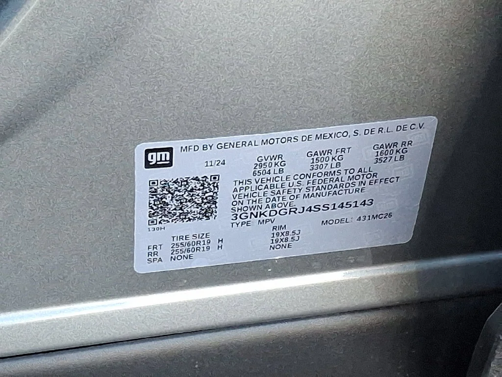 New 2025 Sterling Gray Metallic Chevrolet LT image 29