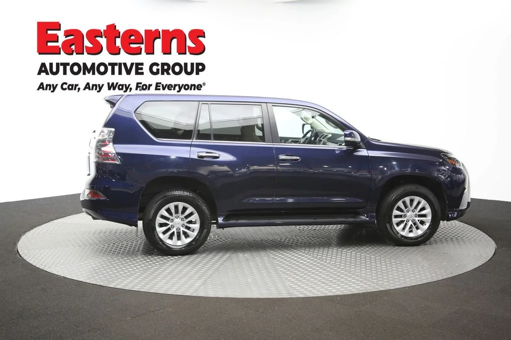 Used 2021 Blue Lexus 460 image 49