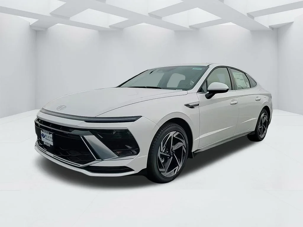 New 2026 White Hyundai SEL Sport image 1