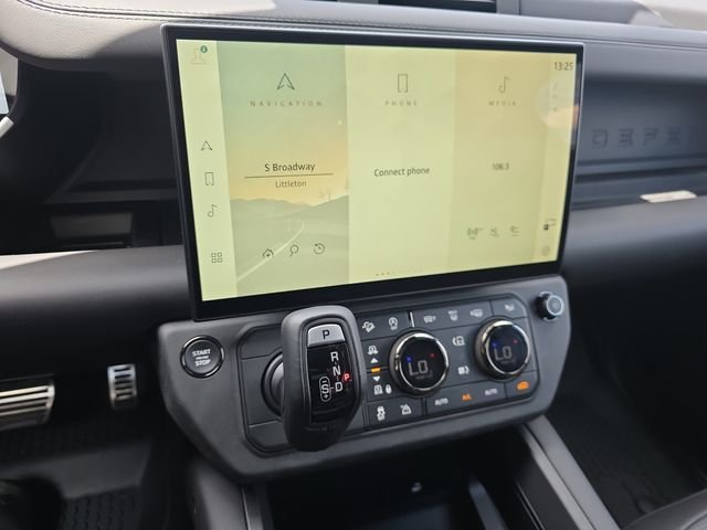 New 2026 Narvik Black Land Rover OCTA Black image 15