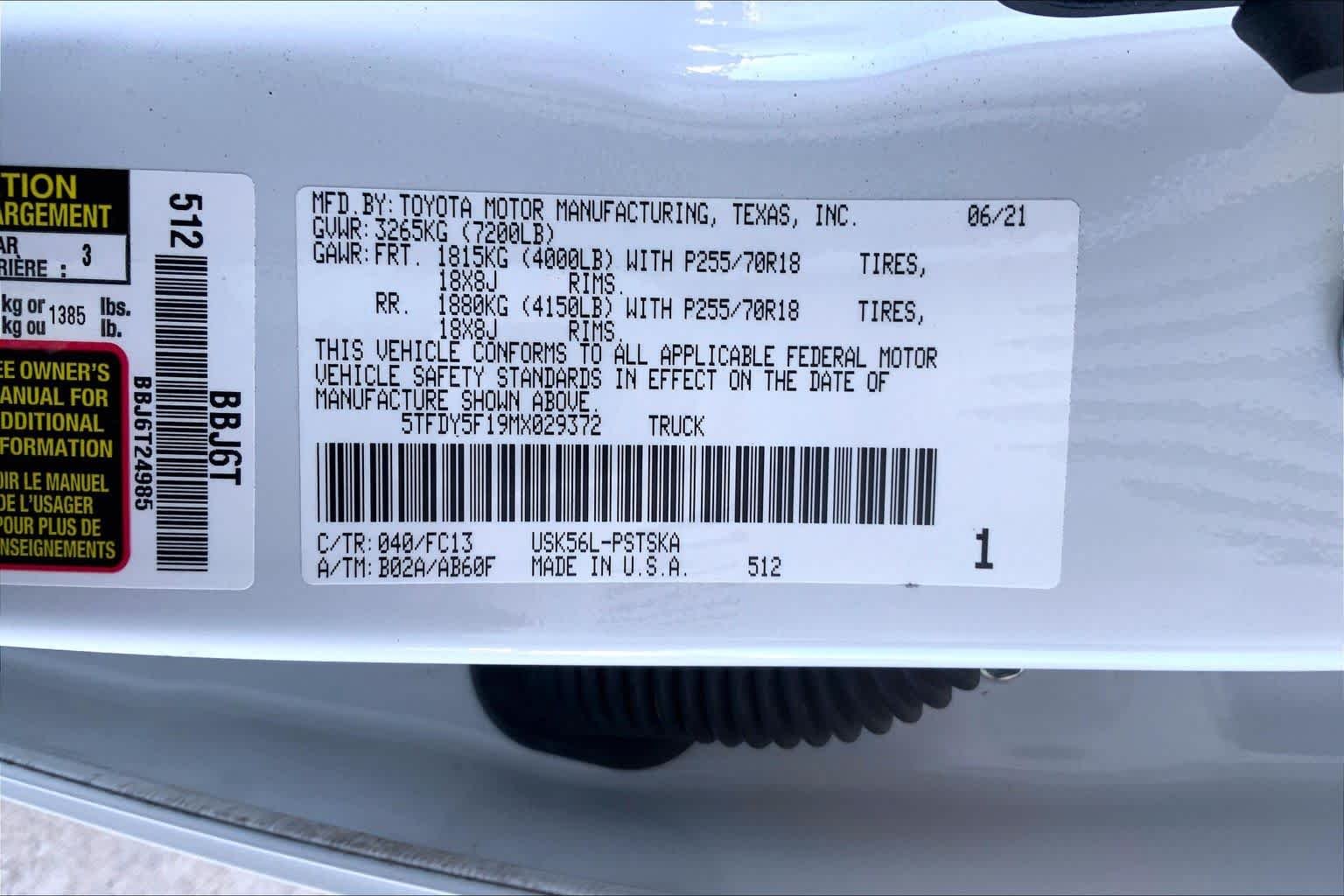 Used 2021 Super White Toyota SR5 image 31