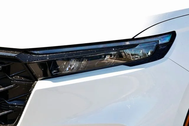 New 2026 Platinum White Pearl Honda Sport-L image 3