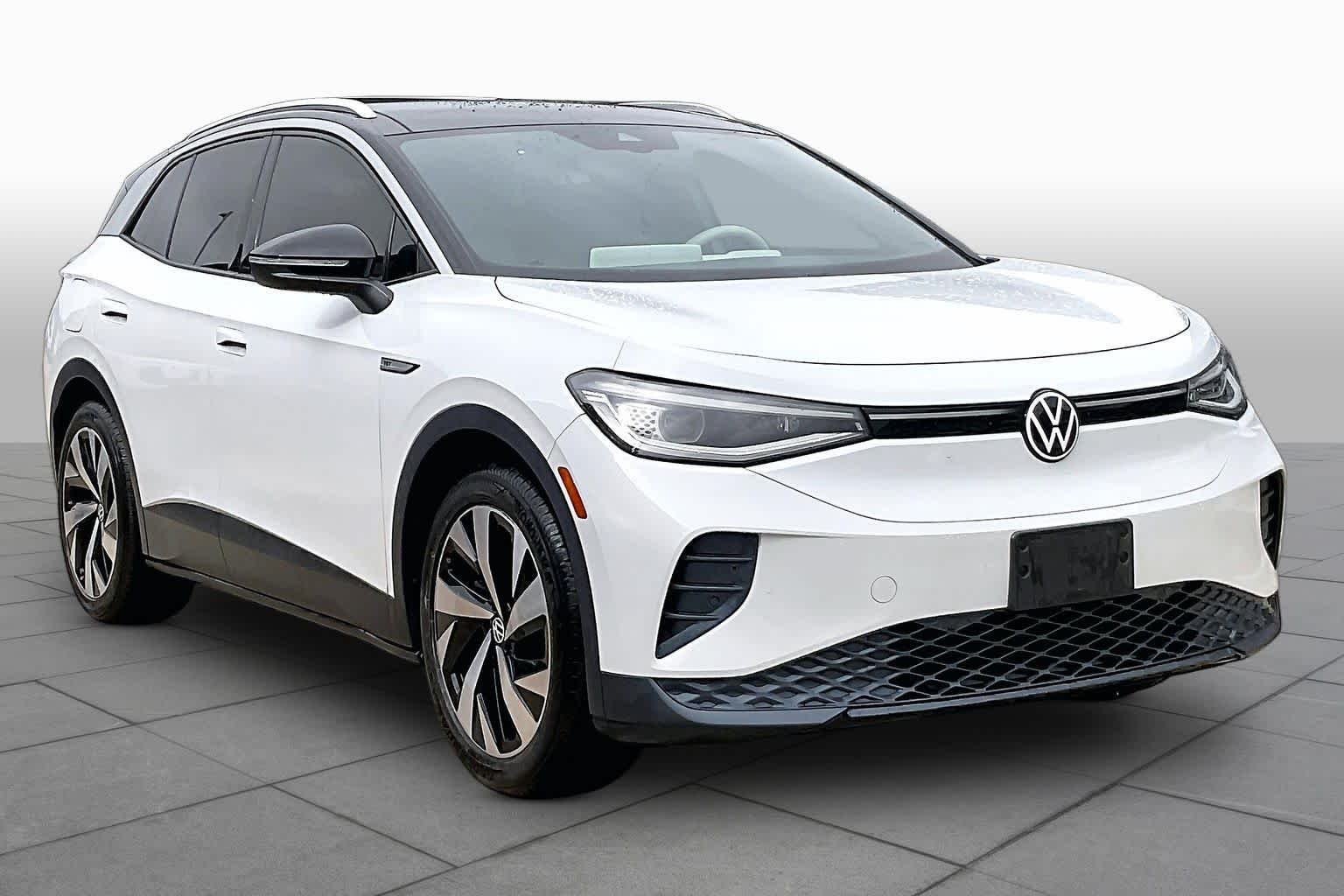 Used 2021 Glacier White Metallic/Black Roof Volkswagen 1st Edition image 2