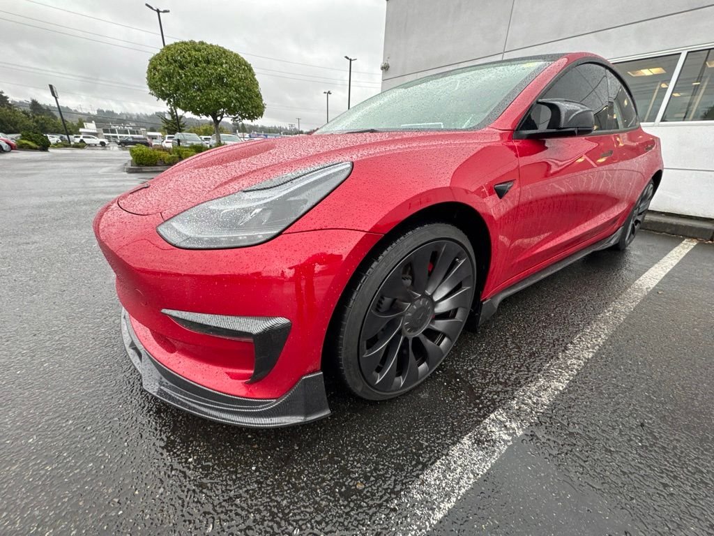 Used 2023  Tesla Performance image 15