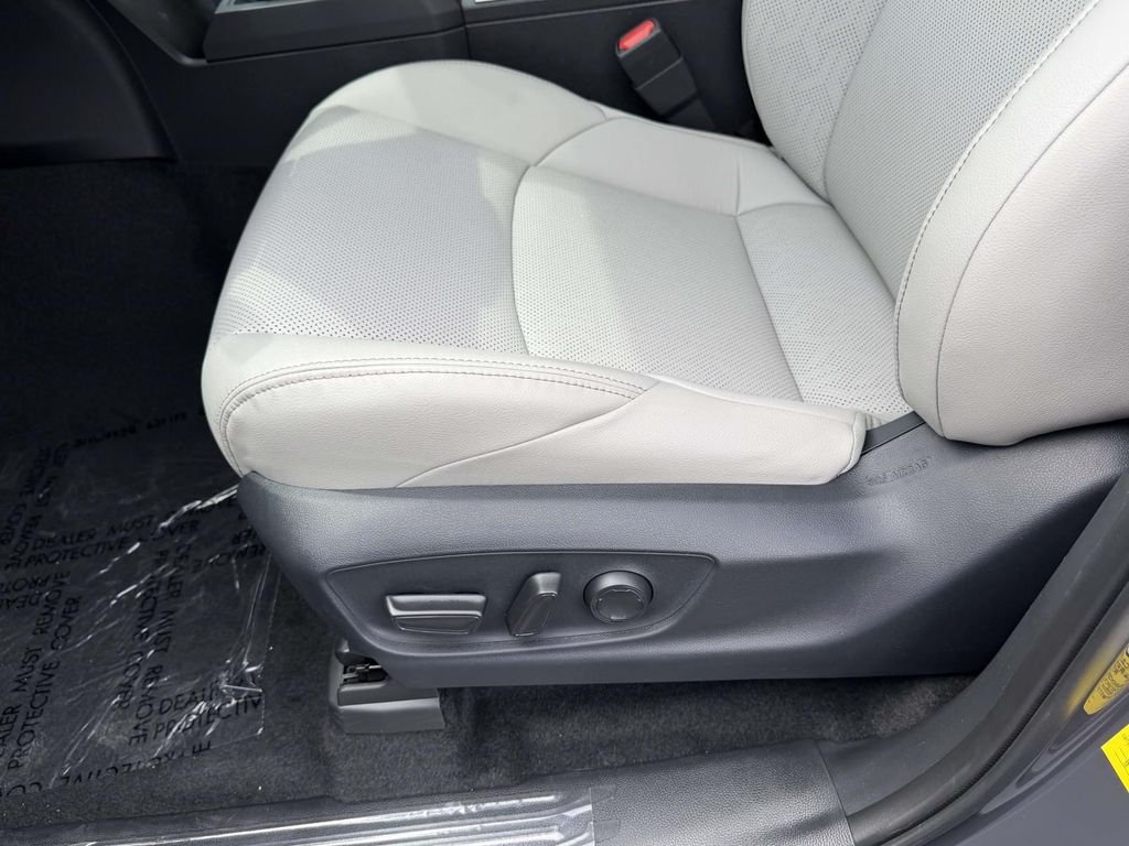 2026 Toyota Tacoma Limited - Photo 16