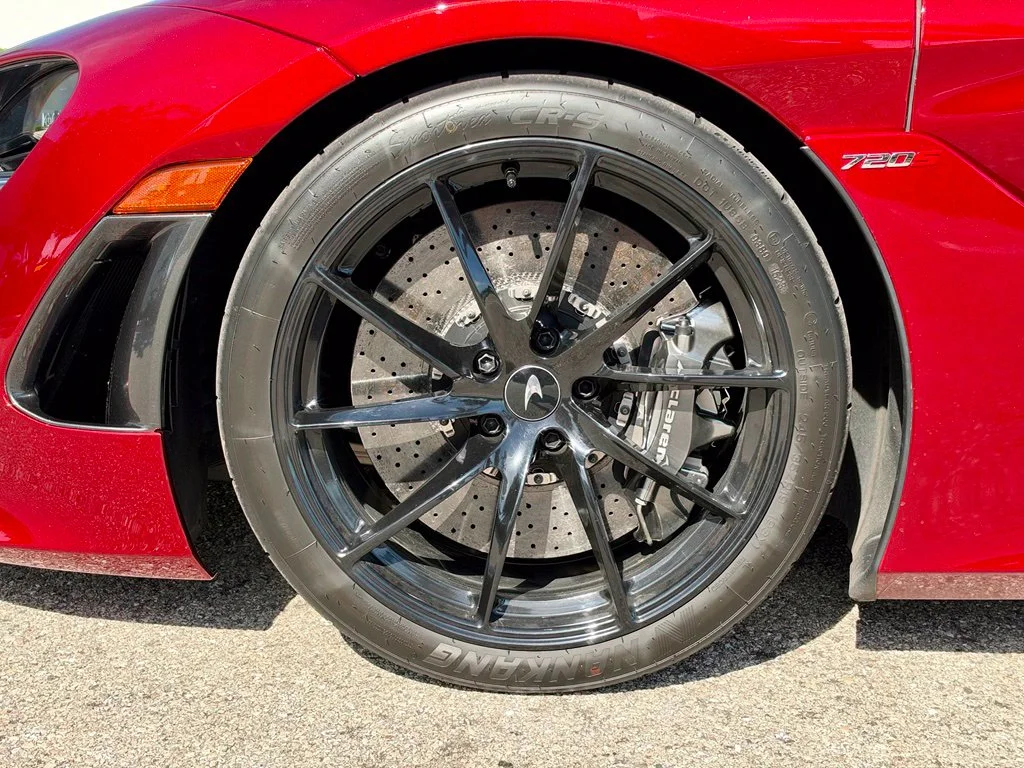Used 2020 MSO Volcano Red McLaren  image 17