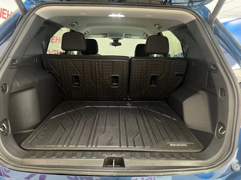 Used 2021 Blue Chevrolet LT image 8