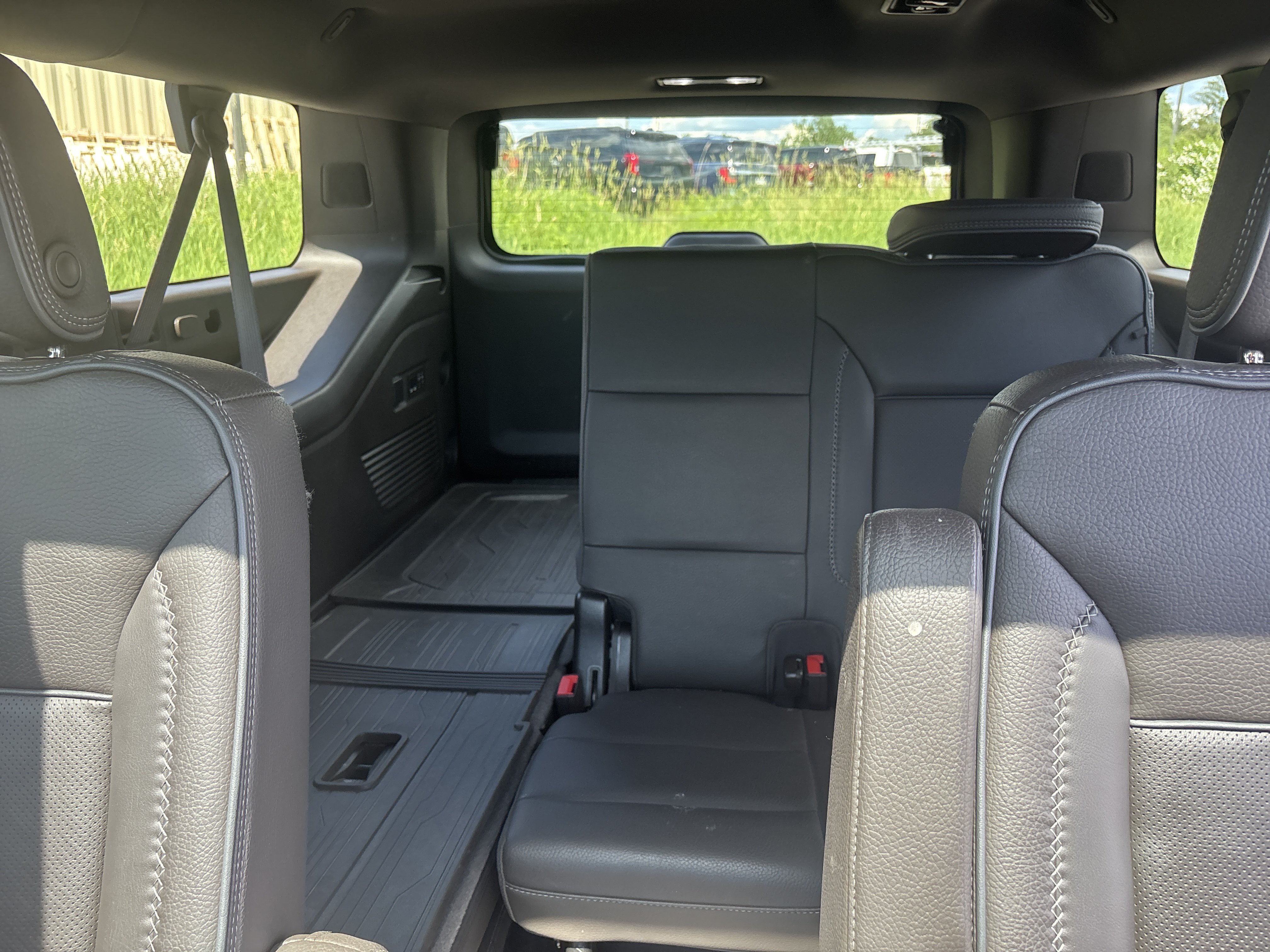 Used 2023 Titanium Rush Metallic GMC Denali image 15