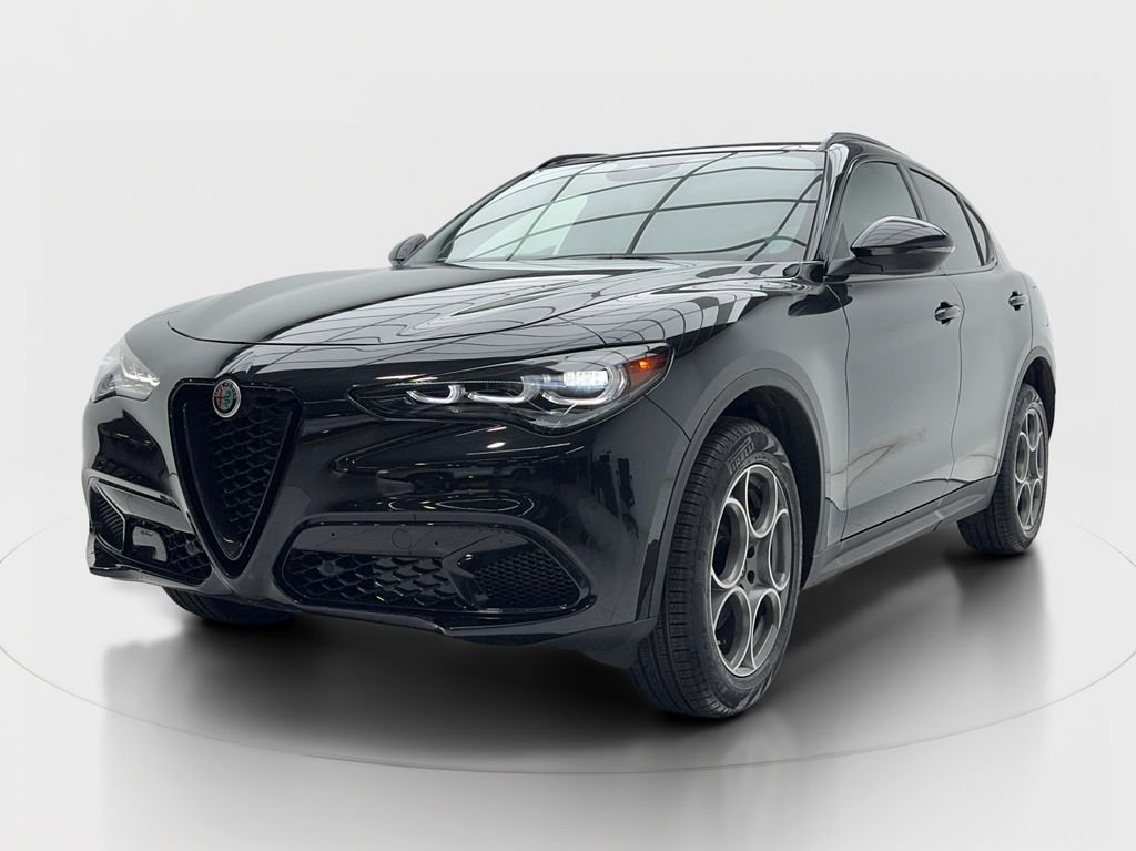 2025 Alfa Romeo Stelvio Base - Photo 4
