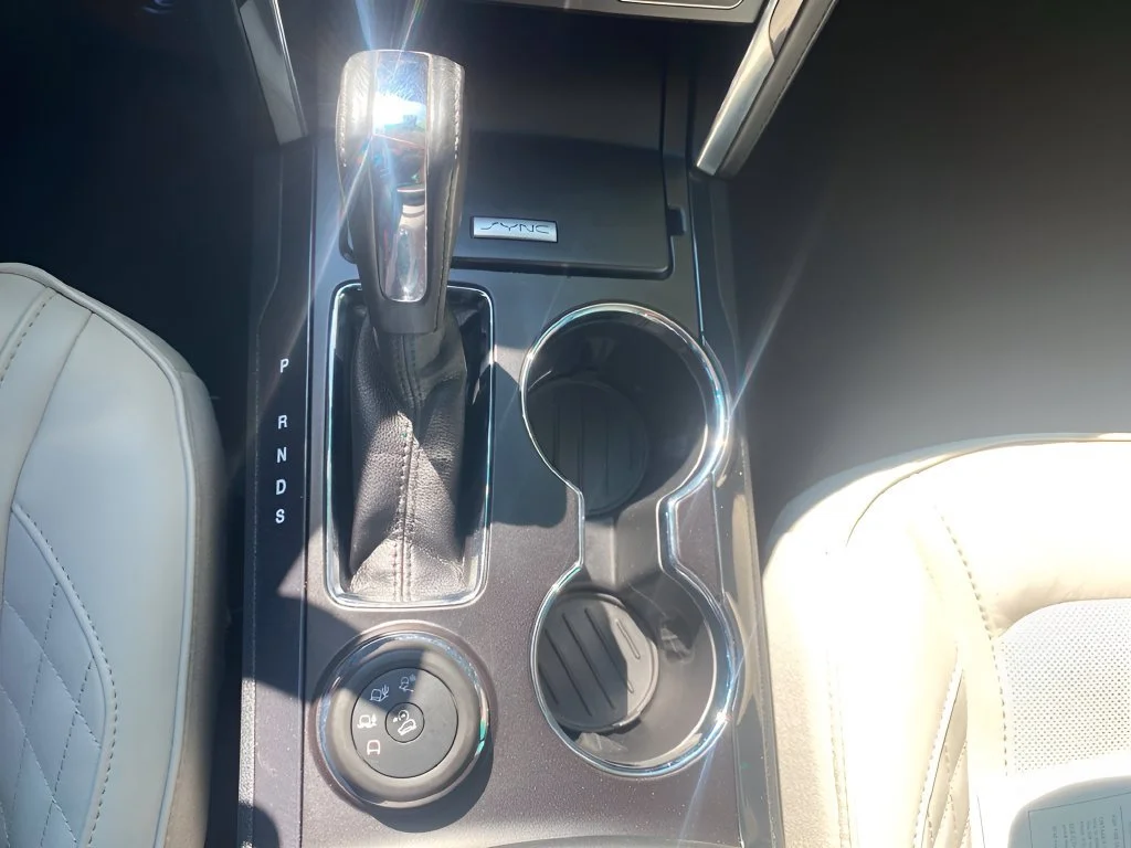 Used 2017 White Ford Platinum image 20