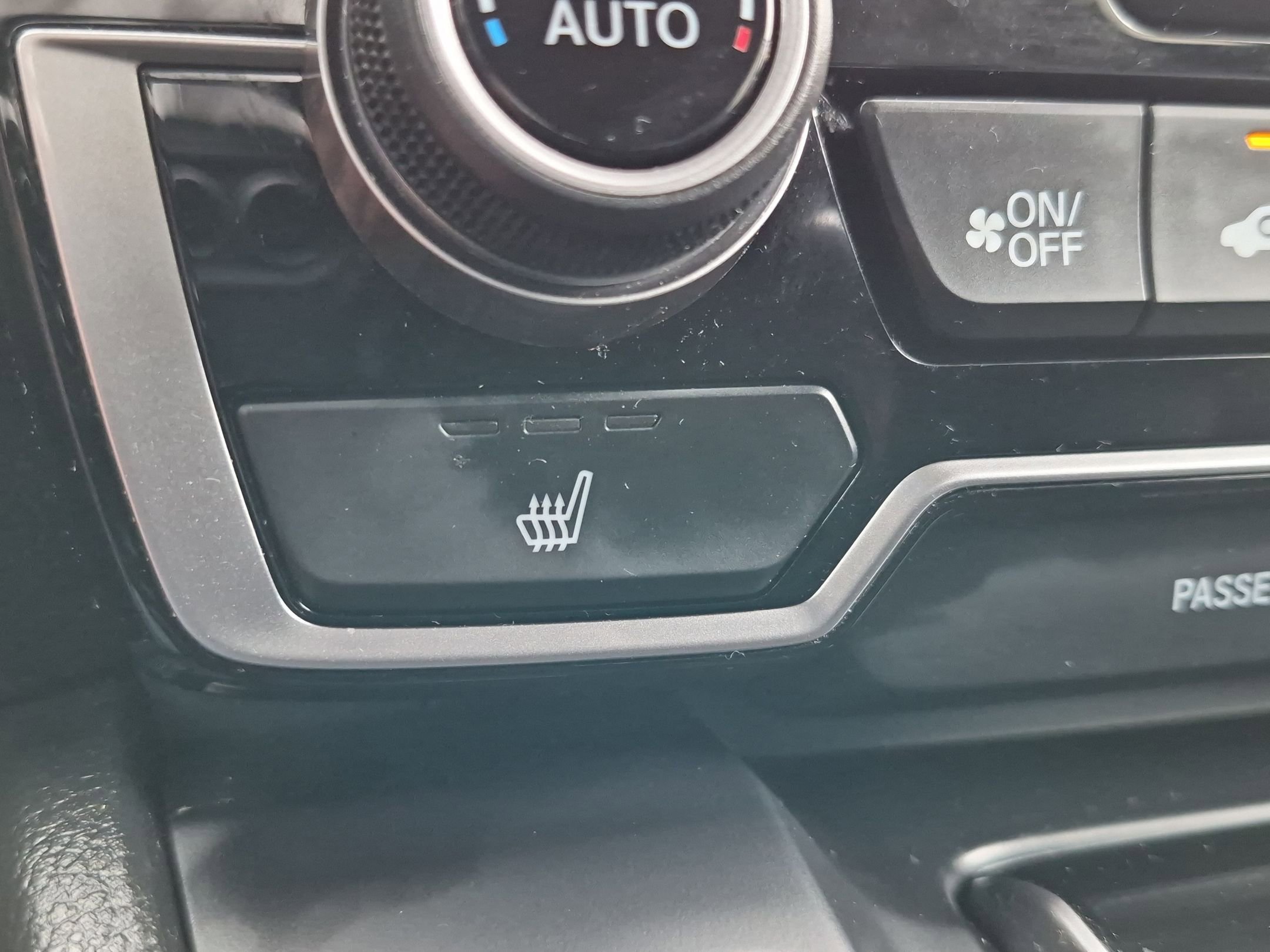 Used 2020 Platinum White Pearl Honda EX-L AWD image 21