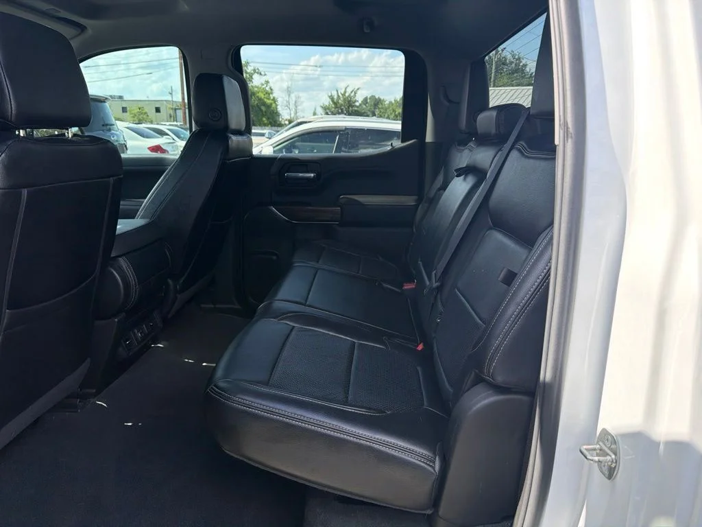 Used 2021 White GMC Elevation image 8